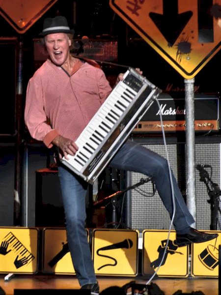 Keyboardist - Roger Boyd
Photo by Jody Schmidt Keyboardist - Roger Boyd
Photo by Jody Schmidt