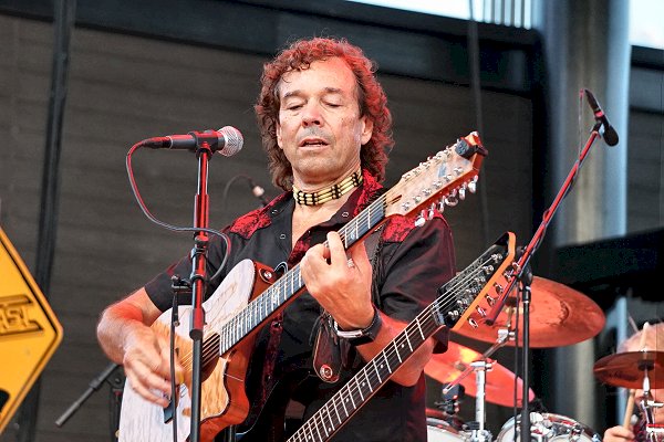 Greg Manahan - Devon Lakeshore Amphitheater
Decatur, IL - Photo by Tom Cullen