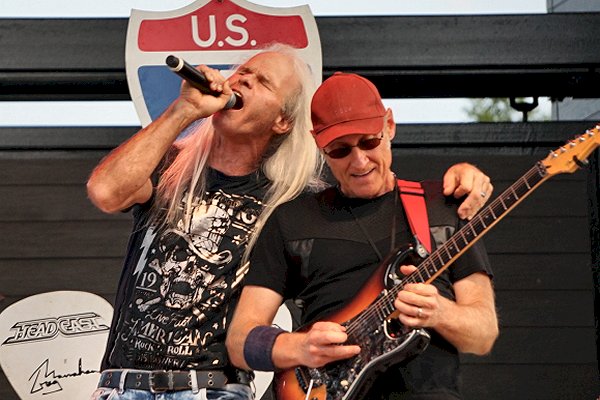 Darren Walker and Mark Murtha
Devon Lakeshore Amphitheater - Decatur, IL
Photo by Tom Cullen