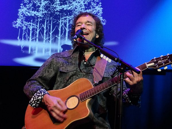 Greg Manahan - North Shore Center for the Performing Arts&nbsp; 
Skokie, IL - September 24, 2026 - Photo by Tom Cullen